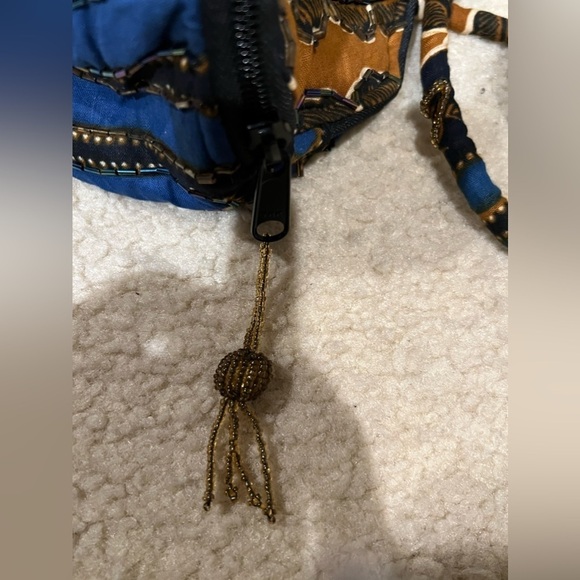 Match-ups by Natco purse. - Picture 4 of 6